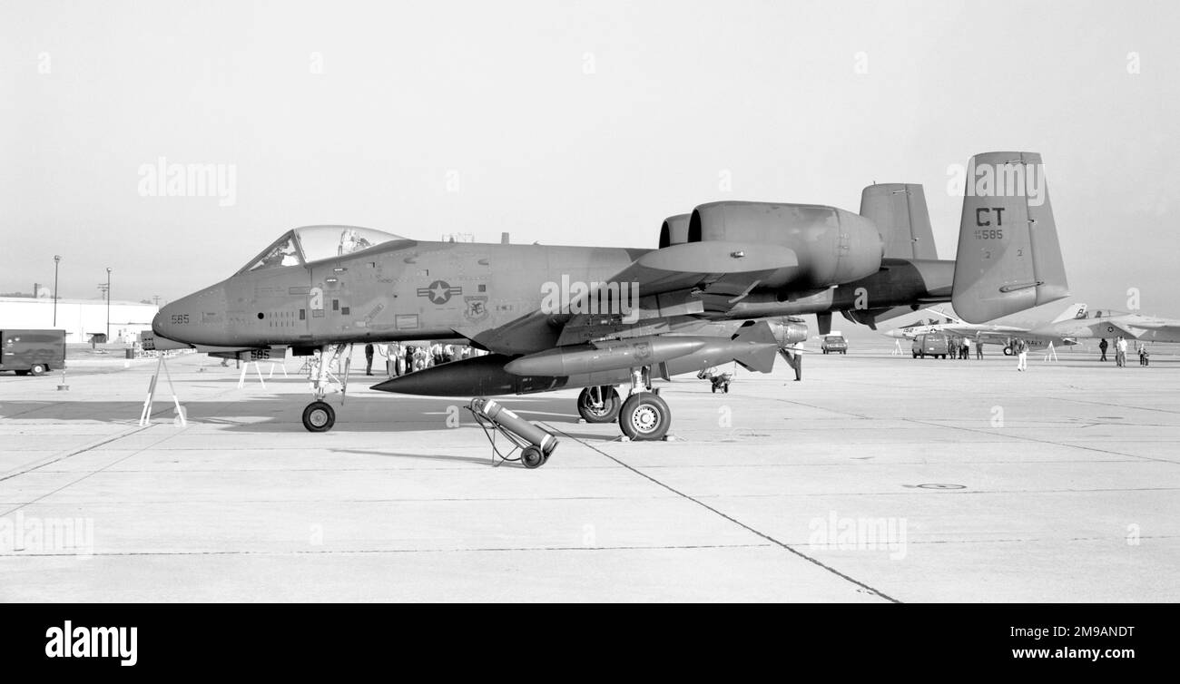 United States Air Force Fairchild A10A Thunderbolt II 780585 (base