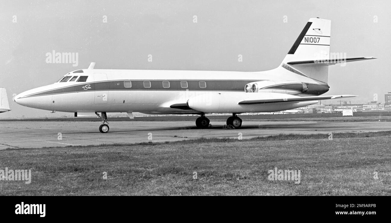 Lockheed L1329 Jetstar6 N1007 (msn 5057), of AbakanAvia, at London Heathrow Airport Stock