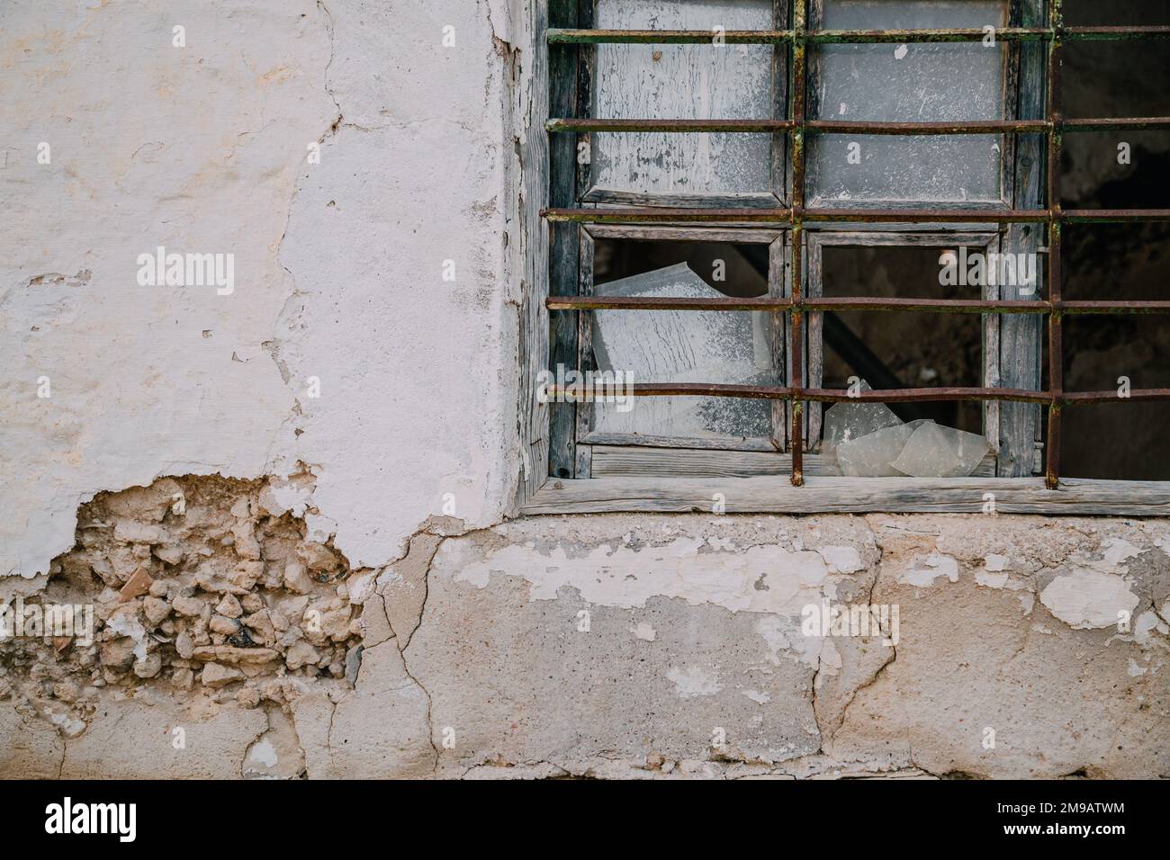 Rustic door, old door, parts of the abandoned farmhouse Stock Photo Alamy