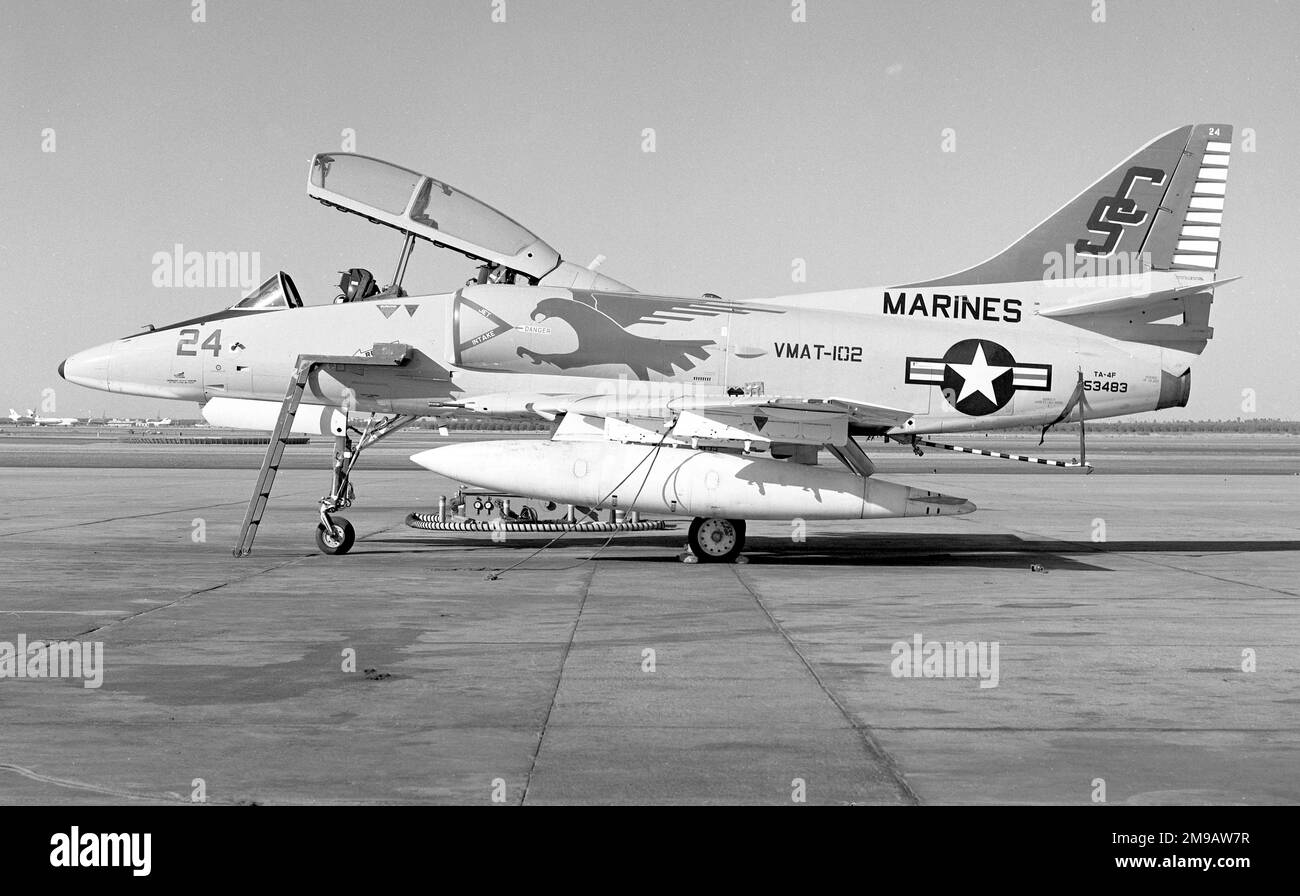 United States Marine Corps - McDonnell Douglas TA-4F Skyhawk 153483 (msn 13549, base code SC, call-sign '24'), of VMAT-102, at Marine Corps Air Station Yuma, in January 1976. Stock Photo