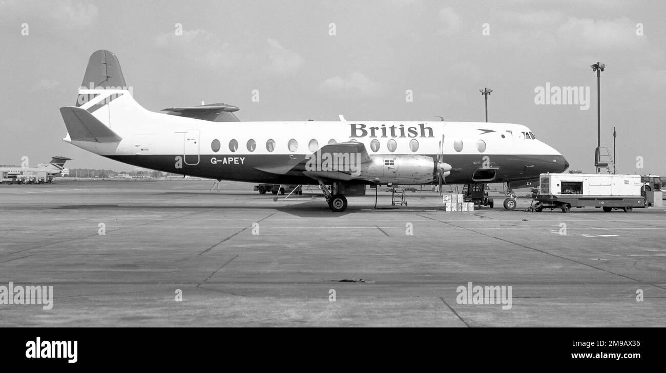 Vickers Viscount 806 G-APEY (msn 382), of British Airways, at London Heathrow Airport. (On 26 November 1965 APEY suffered a nose u/c collapse at Jersey airport after an intentional 'Firm' touchdown). Stock Photo