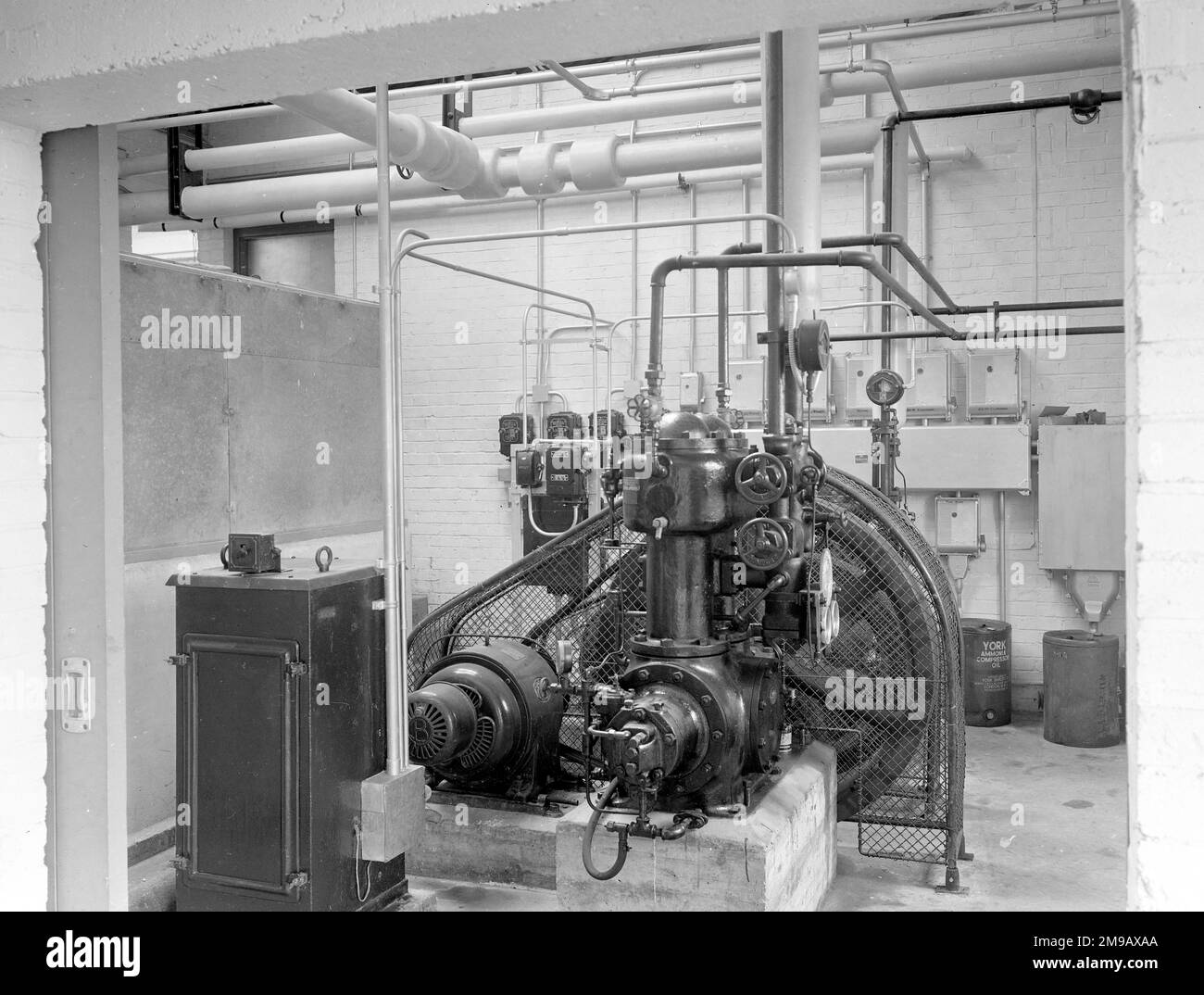 Milk Production in the 1960s: Milk pump Stock Photo - Alamy