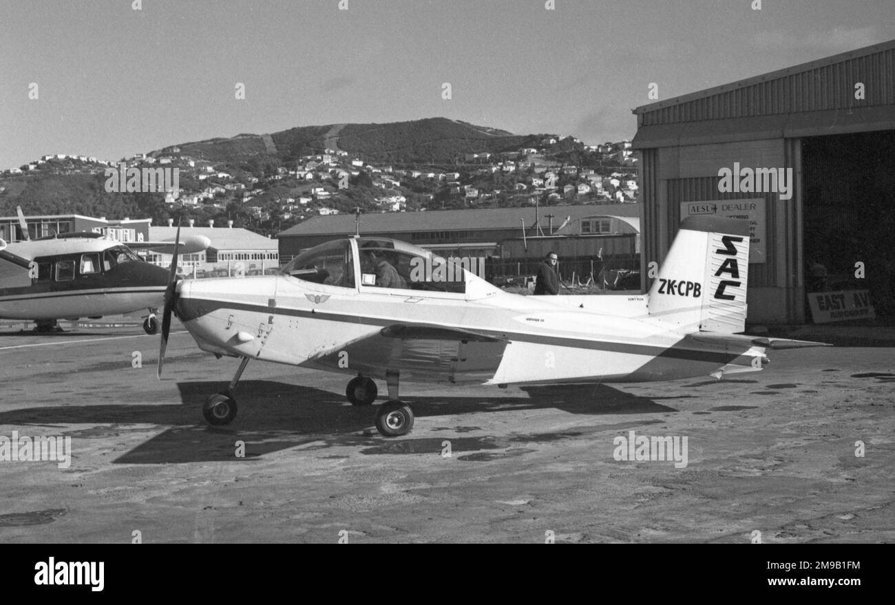 Victa Airtourer 115 ZK-CPB (msn 503 Stock Photo - Alamy