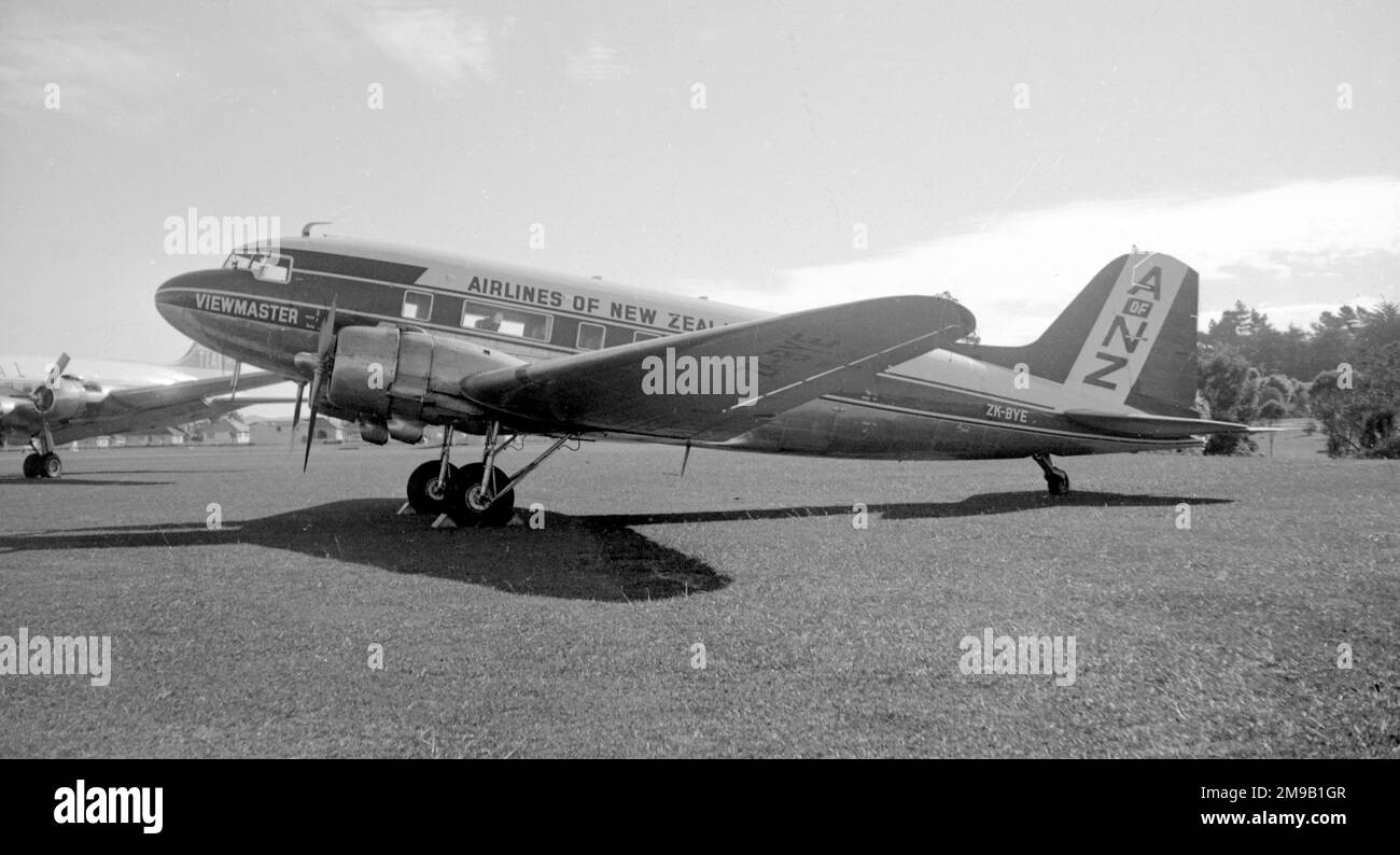 Douglas DC-3 Viewmaster ZK-BYE 'Jean Batten' (msn 16386 -33134, ex USAAF C-47A-25-DK Skytrain 42-93599), of South Pacific Airlines of NZ., at Whenuapai, on 1 April 1961. Stock Photo