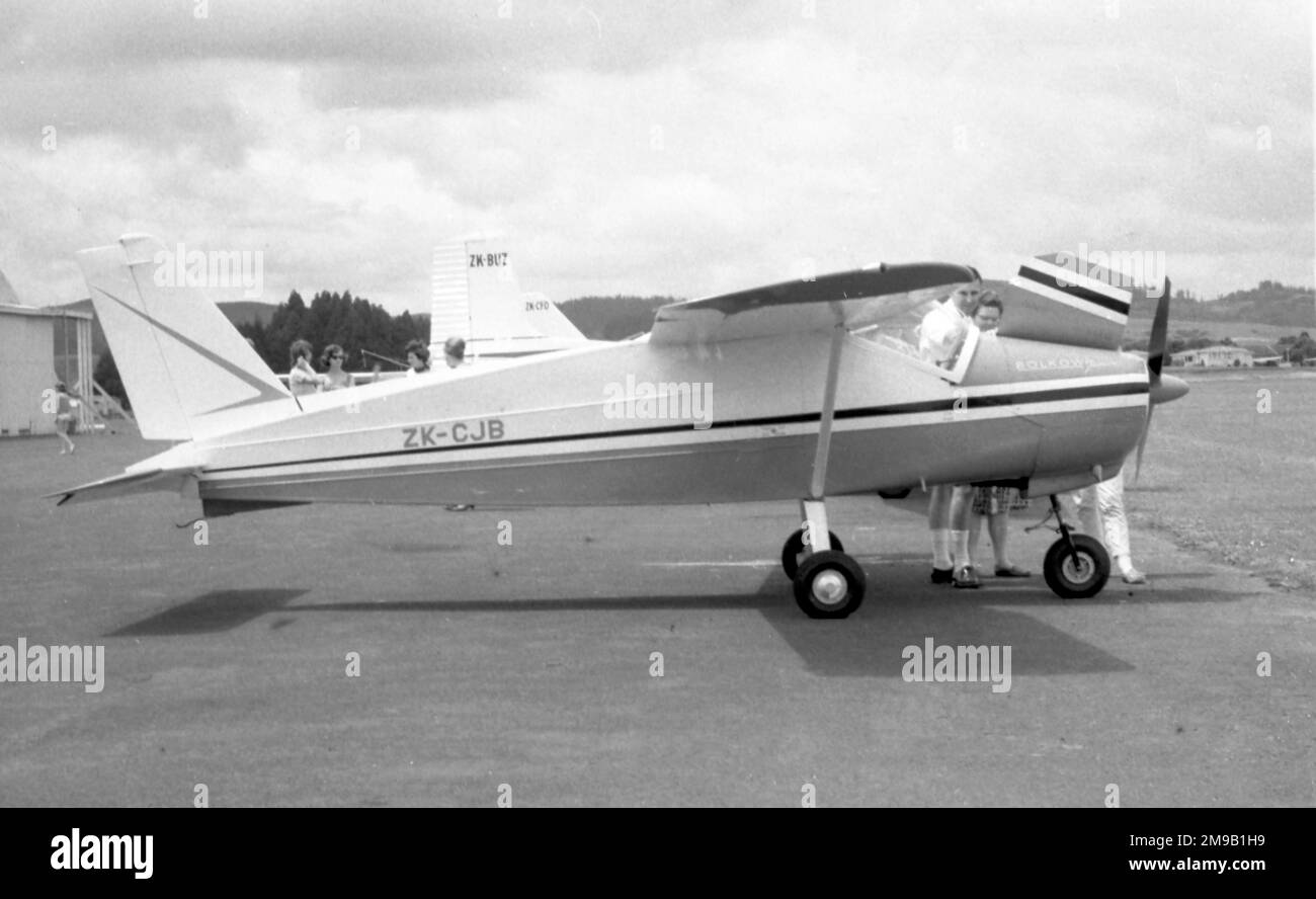 Bolkow BO 208 Junior ZK-CJB (msn 543), of the Thermal Air Flying School, at Ardmore, NZ. Stock Photo