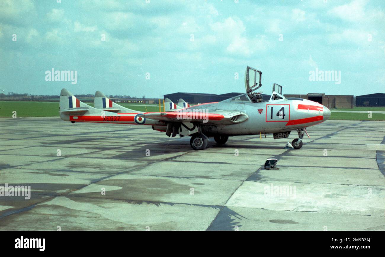 April 1963 Hi res Stock Photography And Images Alamy april-1963-hi-res-stock-photography-and-images-alamy
