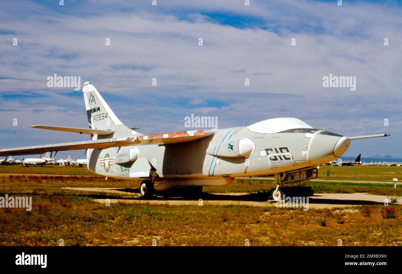 Inited States Navy - Douglas EKA-3B Skywarrior 142654 (msn 11717) to VX-5 c1959. Converted to KA-3B by NARF Alameda Jun 1967 and to EKA-3B Nov 1967, at Davis-Monthan Air Force Base for storage and disposal, circa 1975. Stock Photo