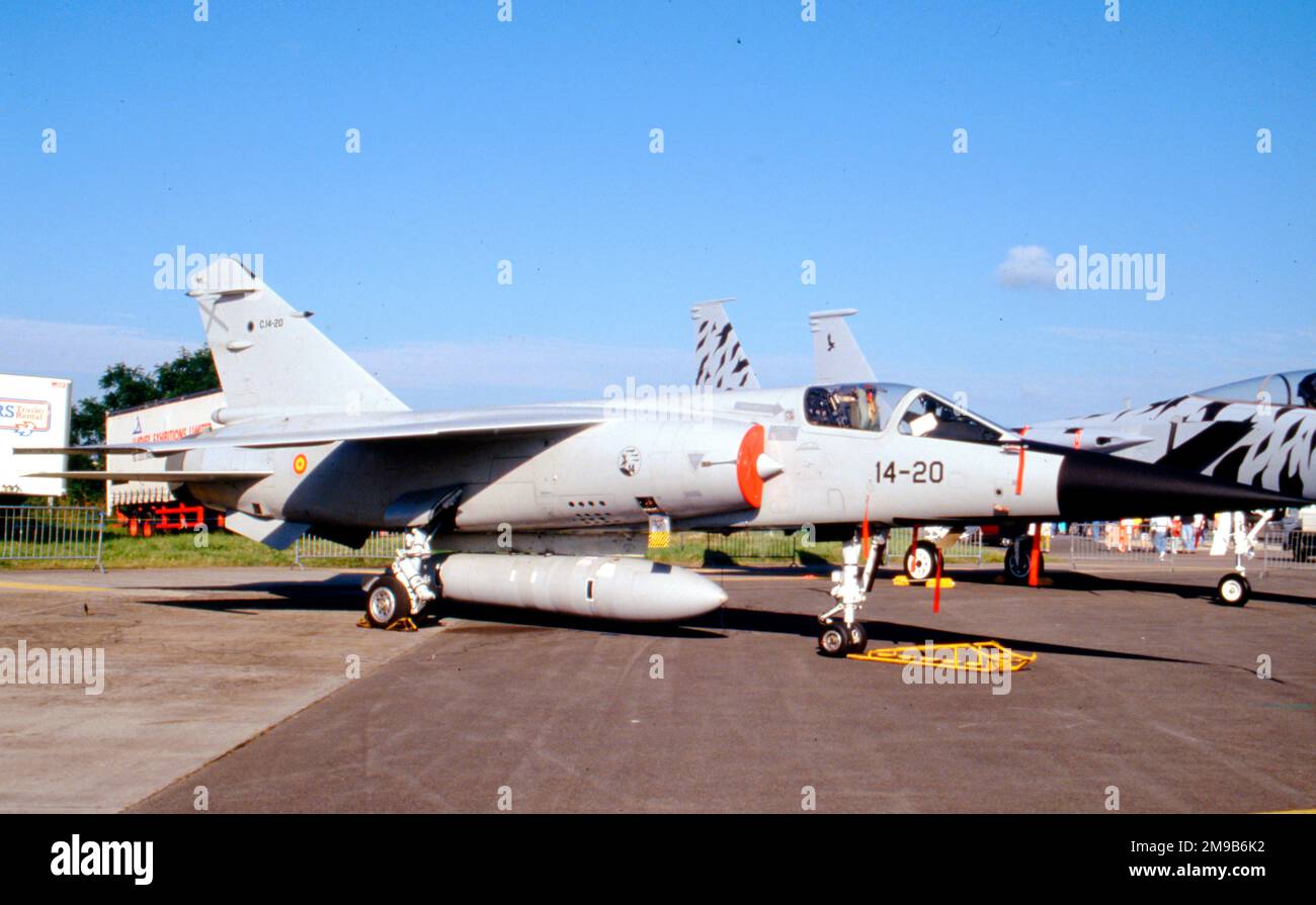 Ejercito del Aire - Dassault Mirage F.1CE C.14-20 (msn ?), of Escuadron 141 'Patanes', Ala de Caza 14, at RAF Fairford on 20 July 1991. (Ejercito del Aire - Spanish Air Force) Stock Photo