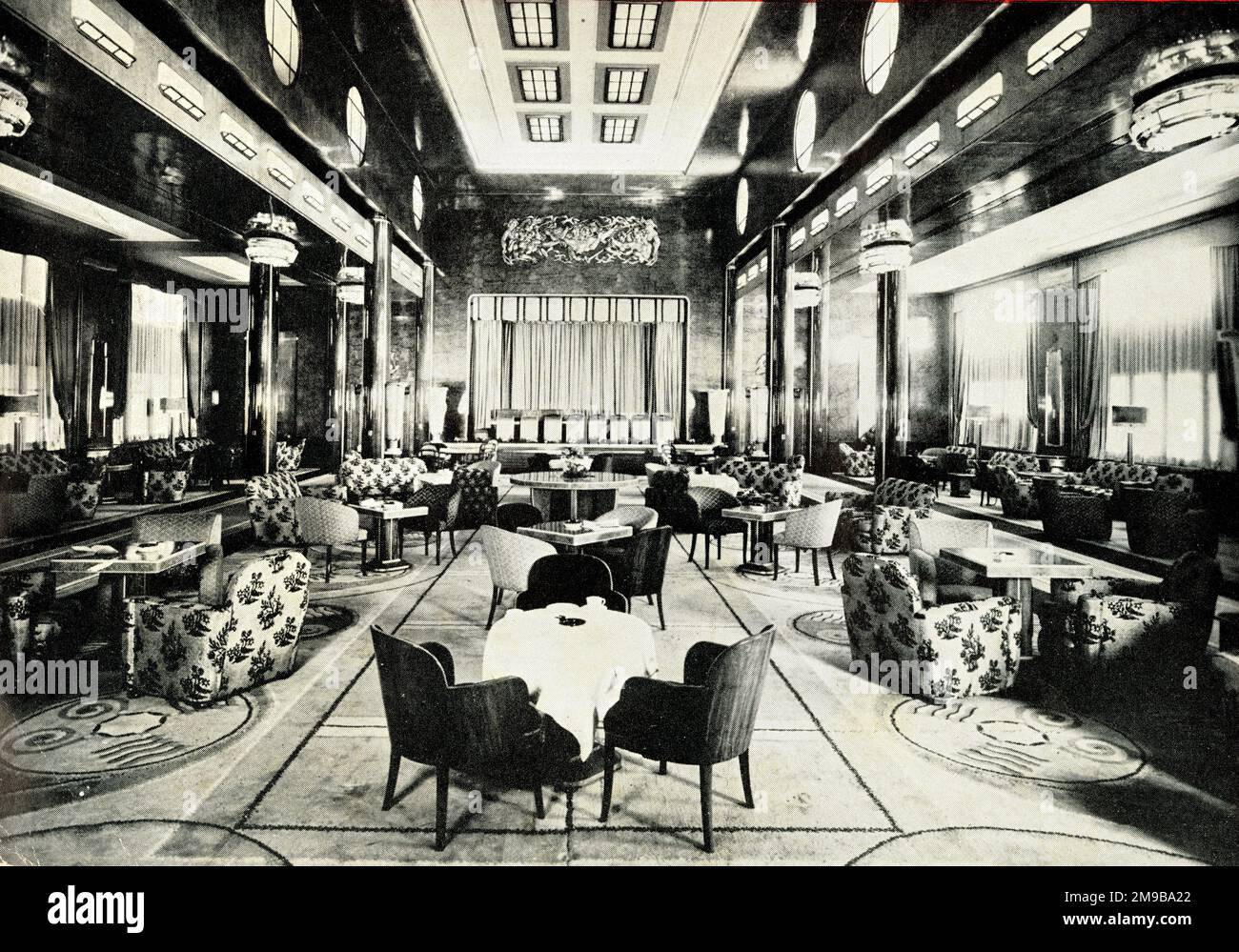 RMS Queen Mary, Main Lounge, January 1949 Stock Photo Alamy