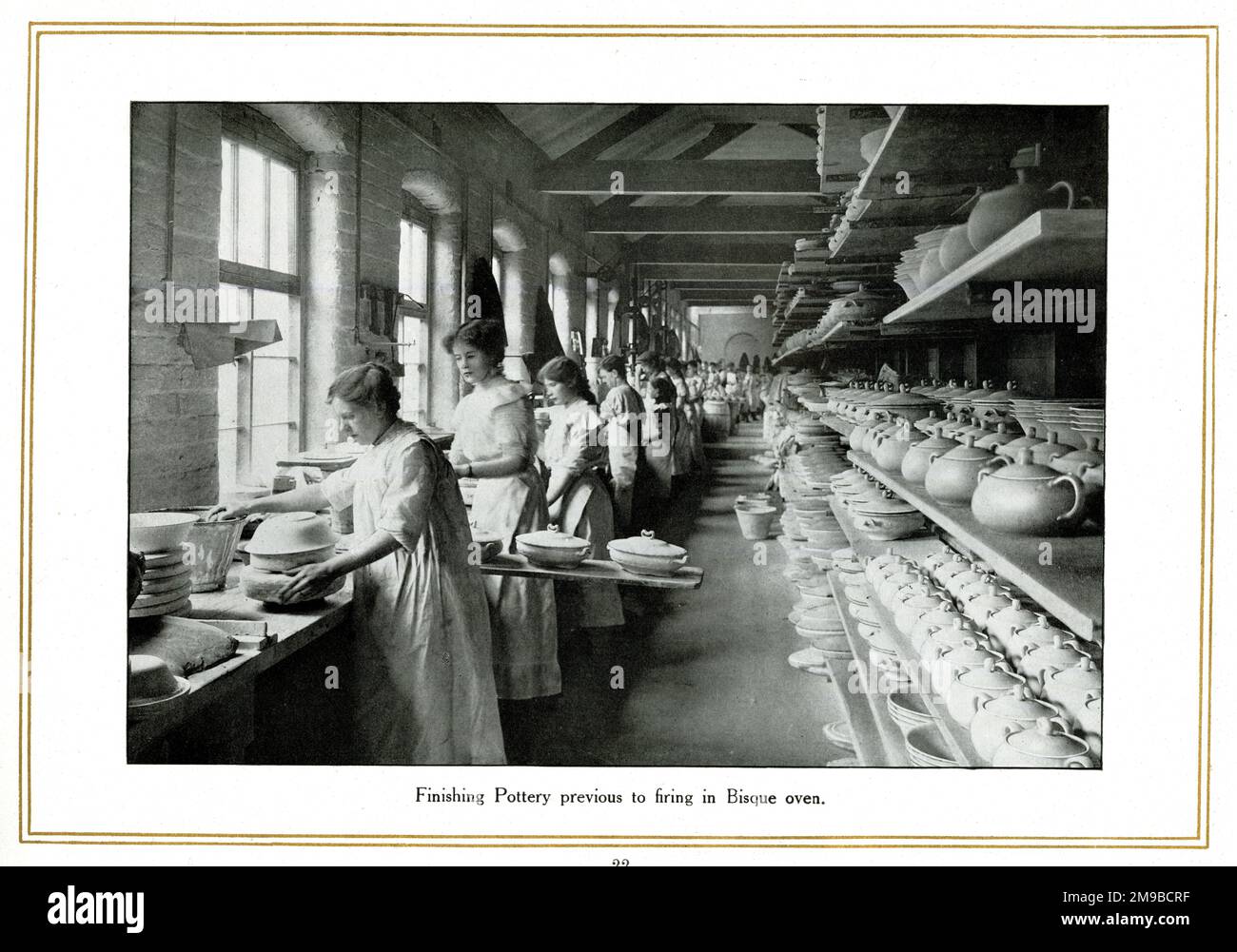 Firing pottery hires stock photography and images Alamy