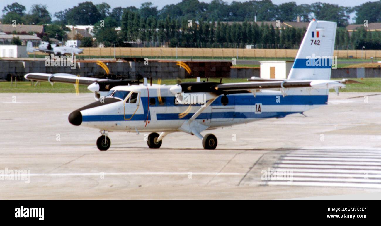 Armee de l'Air - de Havilland Canada DHC-6-300 Twin Otter 742 / IA (msn 742), of Escadron d' Experimentation et de Transport 06/330. (Armee de l'Air - French Air Force) Stock Photo
