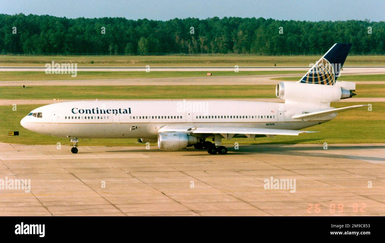 McDonnell Douglas DC-10-30ER N87070 (msn 48292 / 368). of Continental Air Lines on 26 September 1992. Stock Photo