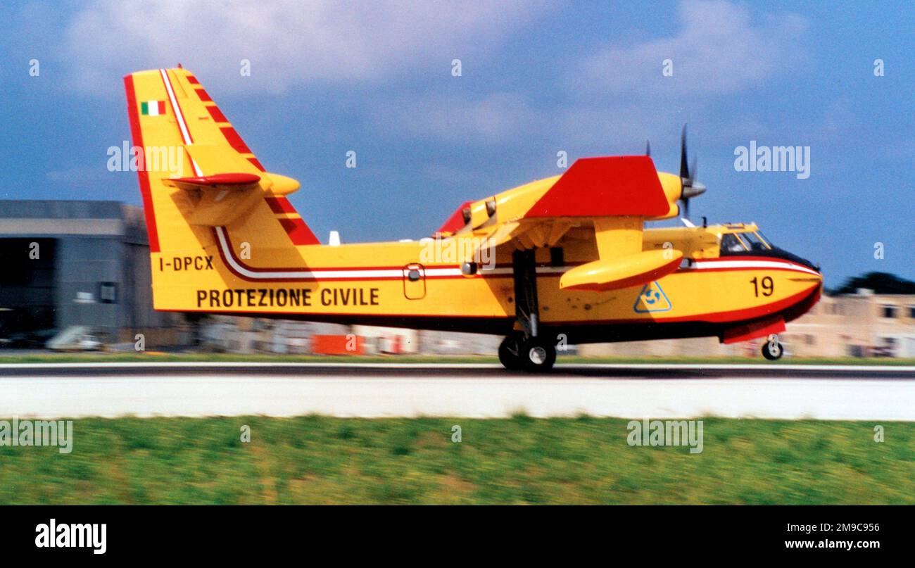 Protezione Civile - Canadair CL-415 I-DPCX - 19 (msn 2045). (Protezione Civile - Civil defence) Stock Photo