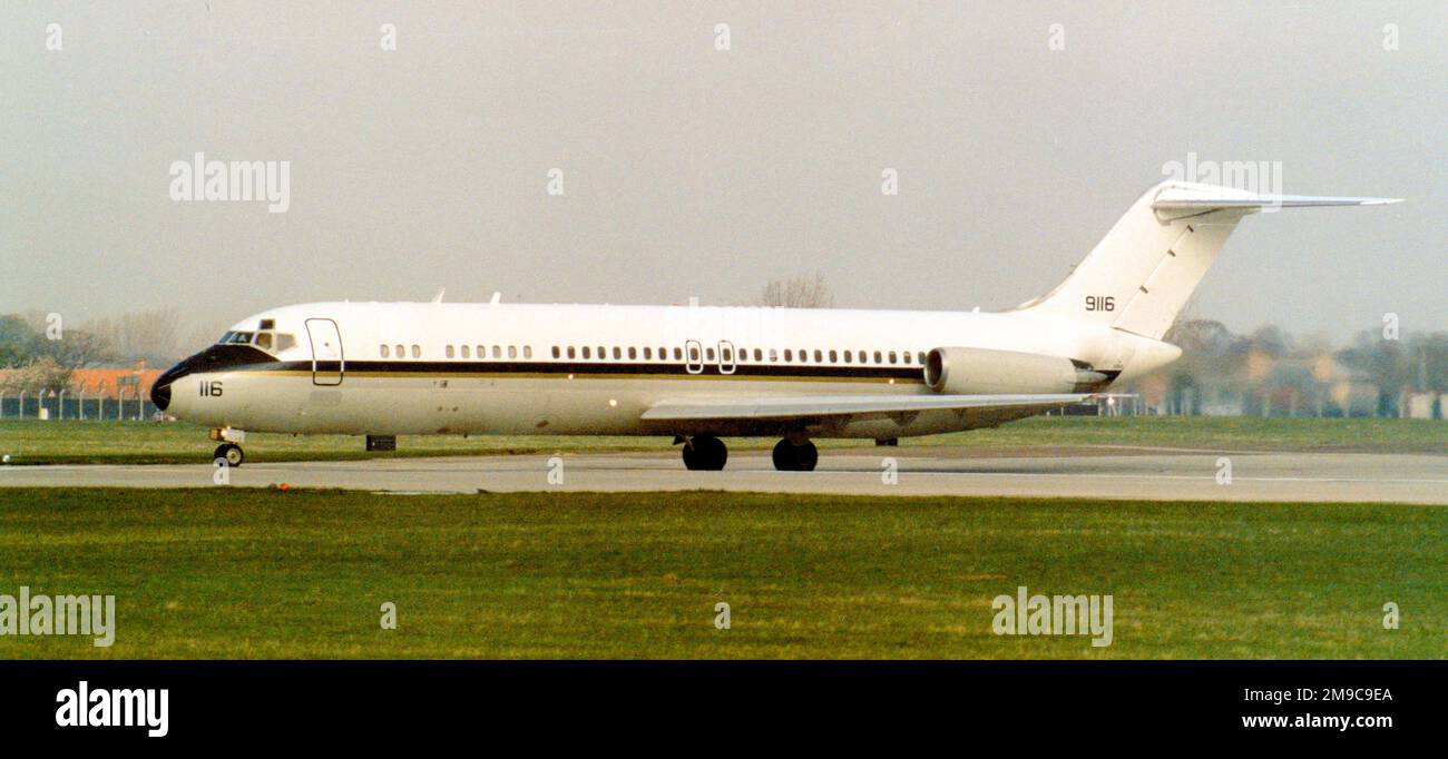 United States Navy - McDonnell Douglas C-9B Skytrain II 159116 (MSN 47588 - 704) Stock Photo