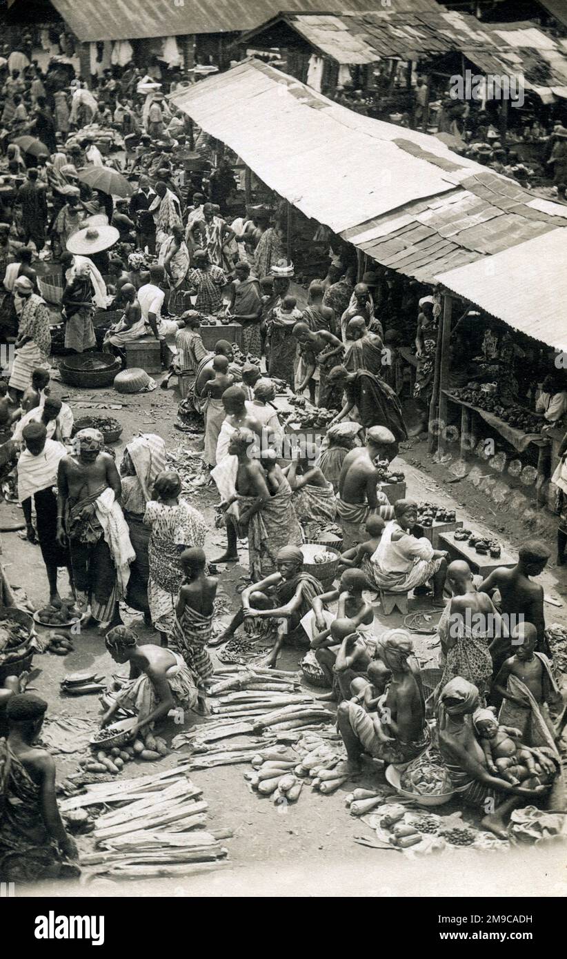 Ghana, West Africa - Kumasi - The Old Market (demolished shortly after this picture was taken) Stock Photo