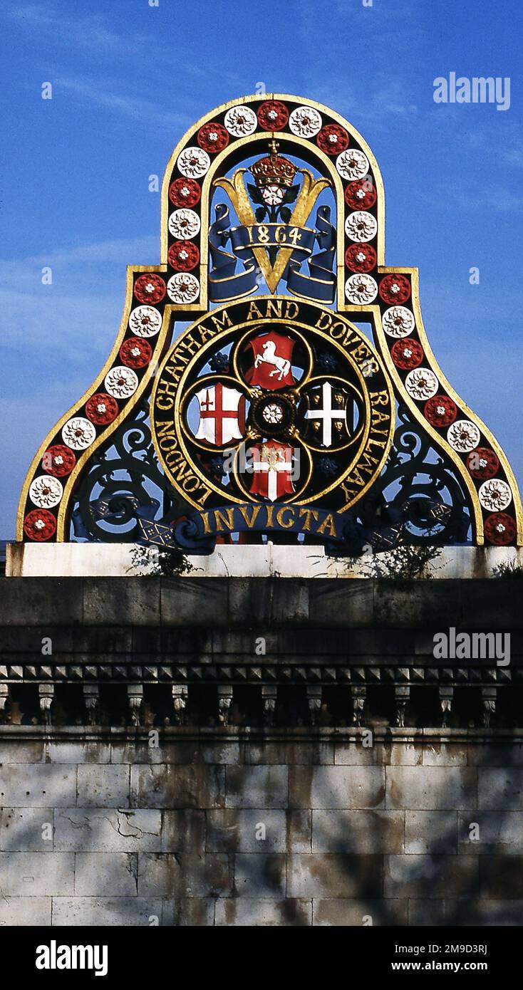 Coat of arms, London Chatham and Dover Railway, commemorating opening of western Blackfriars Railway Bridge, 1864, designed by Joseph Cubitt and F. T. Turner. The original columns and decoration still standing have become the base for the new Blackfriars Station, Southwark bankside, London. Stock Photo