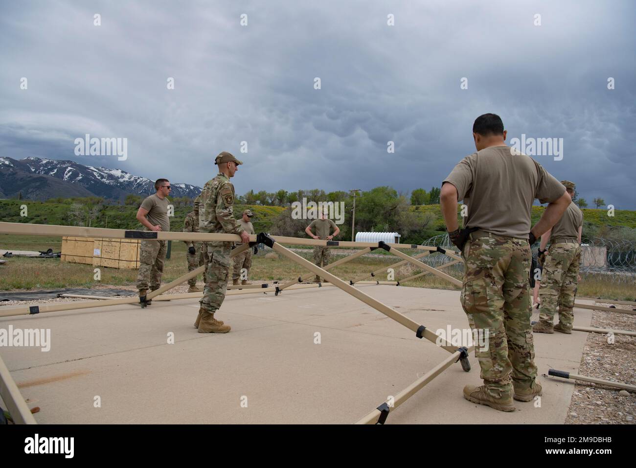 Raging gunfighter hi-res stock photography and images - Alamy