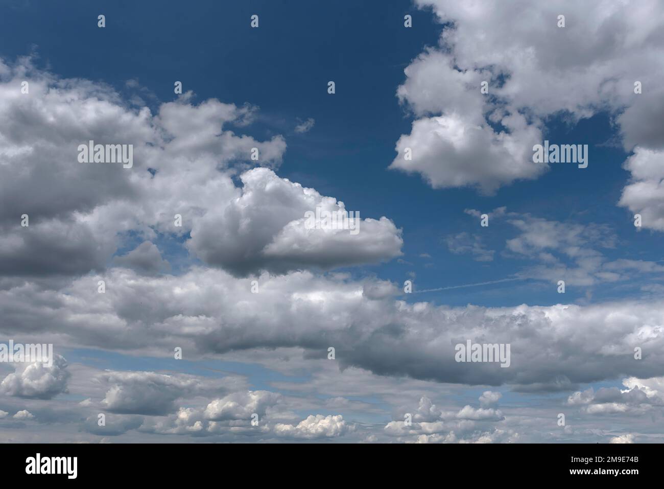 Stratocumulus cloud (Stratocumulus), Bavaria, Germany Stock Photo