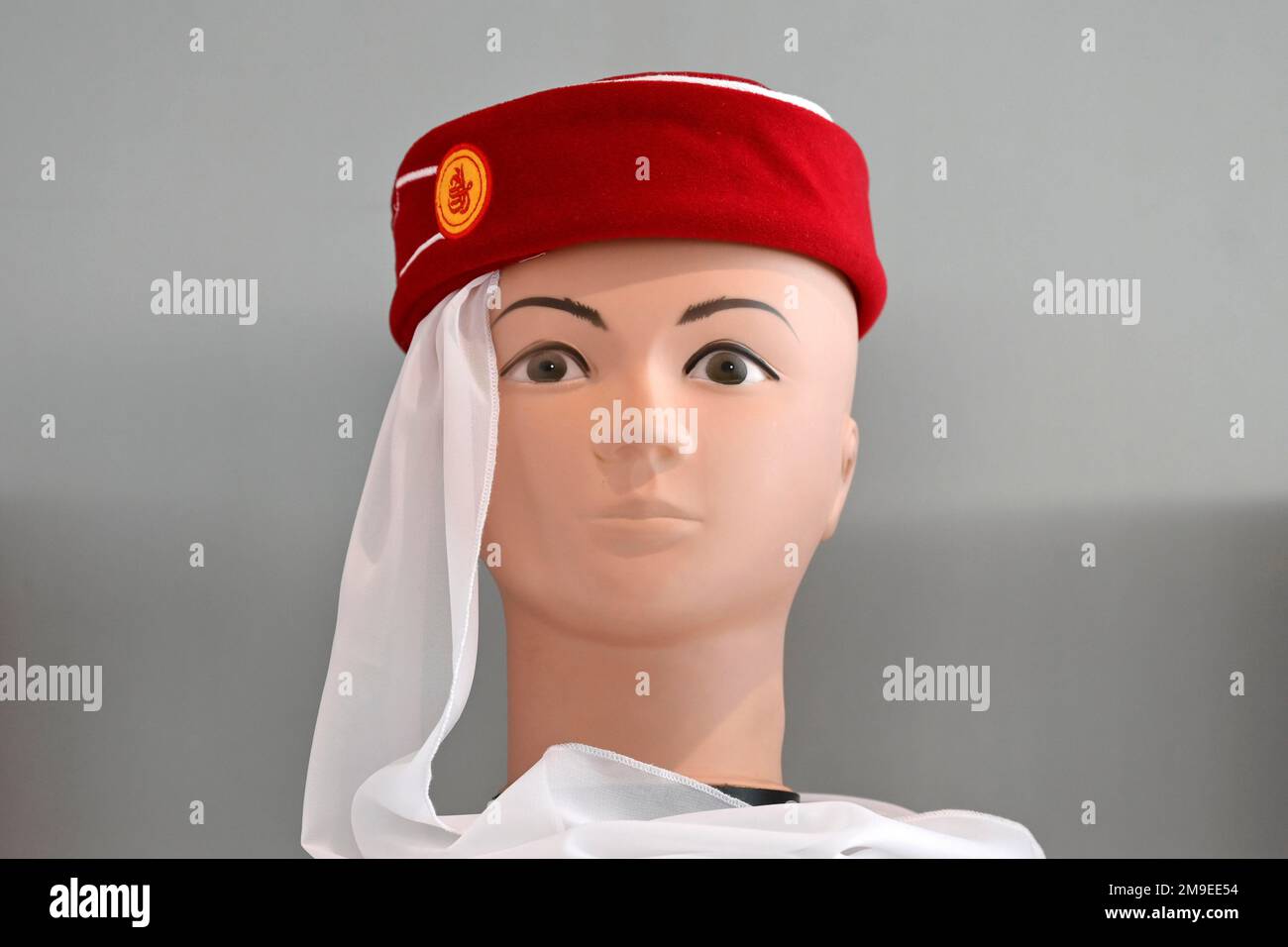 Headgear Flight Attendant Emirates Stock Photo Alamy