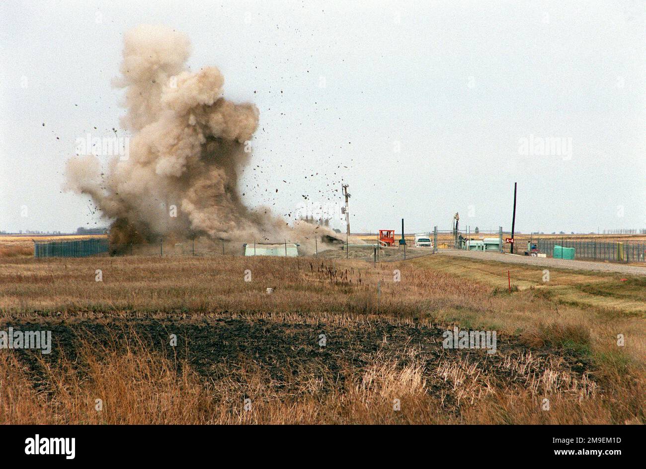 Silo Exploding Long shot silos hi-res stock photography and images - Alamy