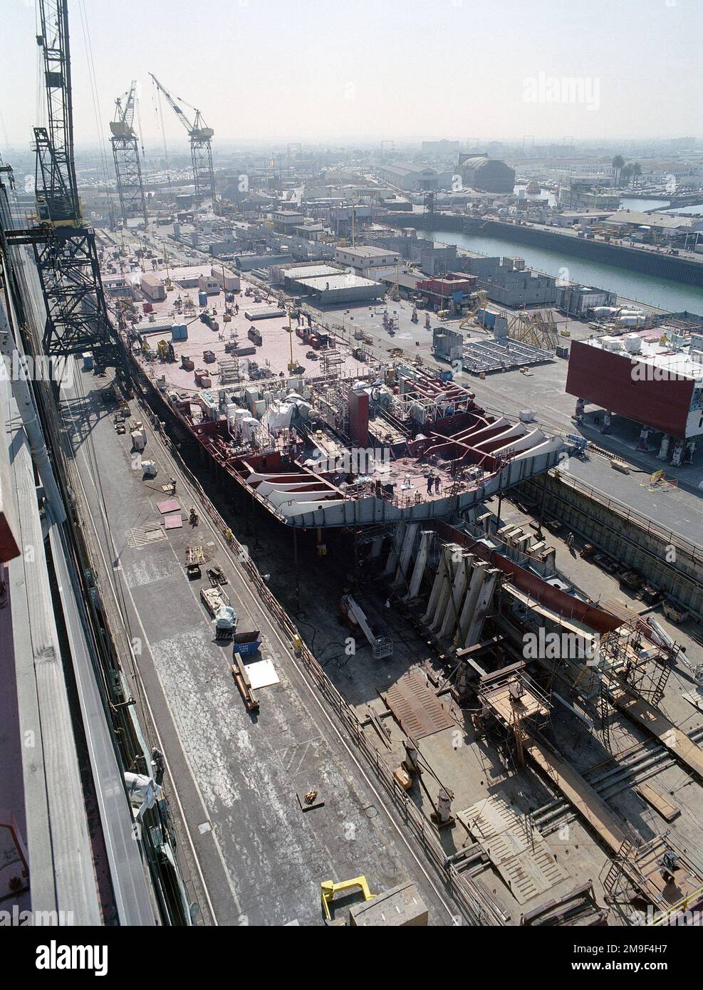 Port quarter view of the Military Sealift Command (MSC) strategic heavy
