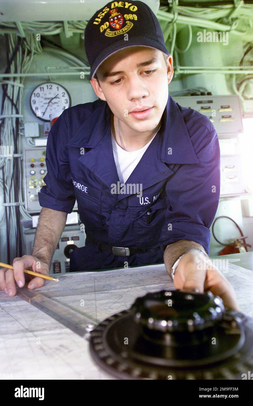 Uss deyo dd 989 hires stock photography and images Alamy