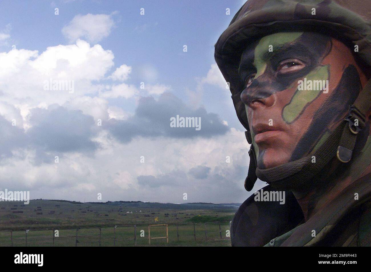 https://c8.alamy.com/comp/2M9FH43/a-close-up-view-of-the-camouflaged-painted-face-of-us-air-force-staff-sergeant-jeremy-s-sparks-from-the-air-force-special-operations-command-as-he-prepares-to-compete-in-the-combat-weapons-competition-at-camp-bullis-texas-during-exercise-defender-challenge-2000-subject-operationseries-defender-challenge-2000-base-camp-bullis-state-texas-tx-country-united-states-of-america-usa-2M9FH43.jpg