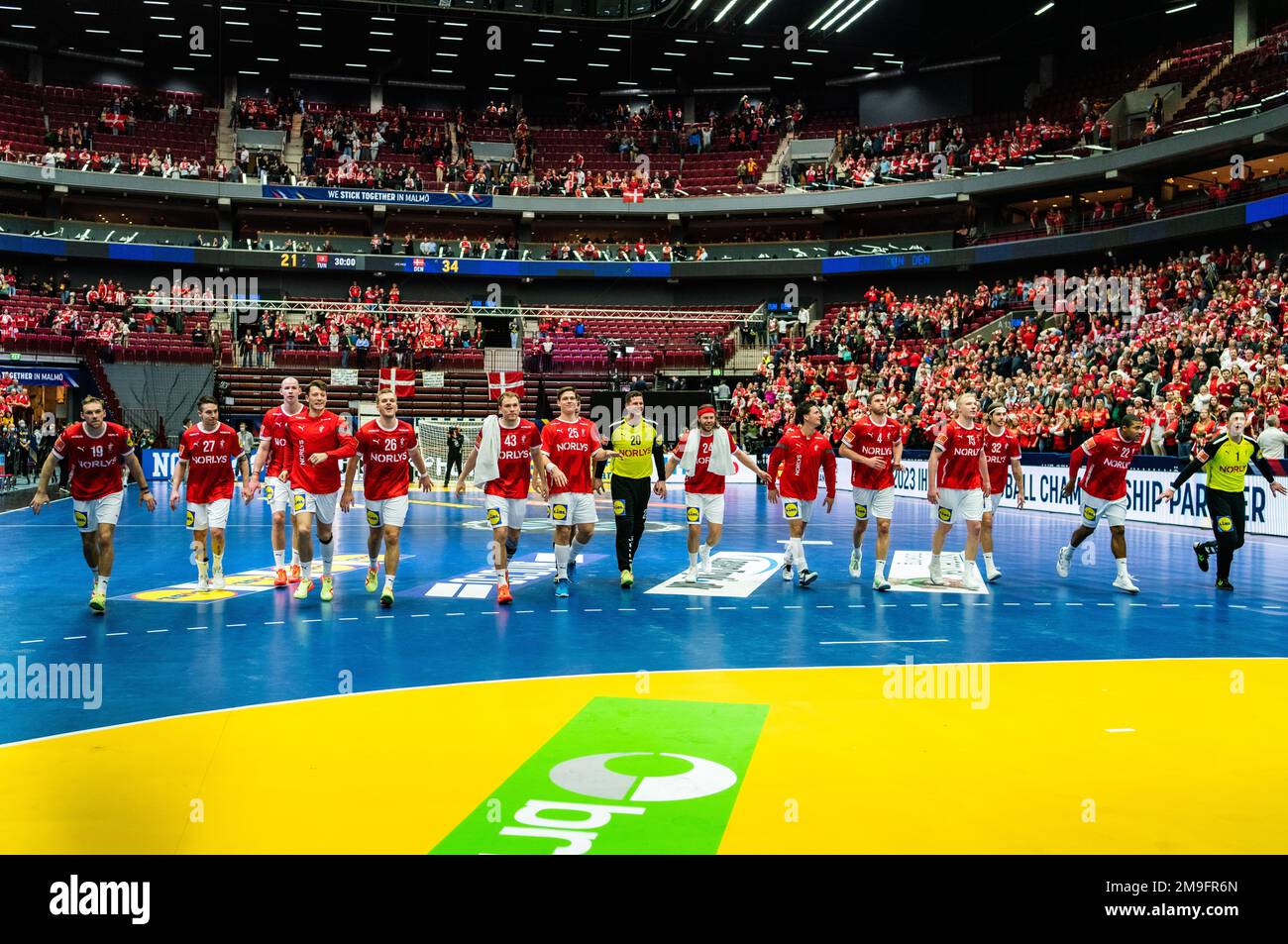Malmo, Sweden. 17th, January 2023. The players of Denmark thank the