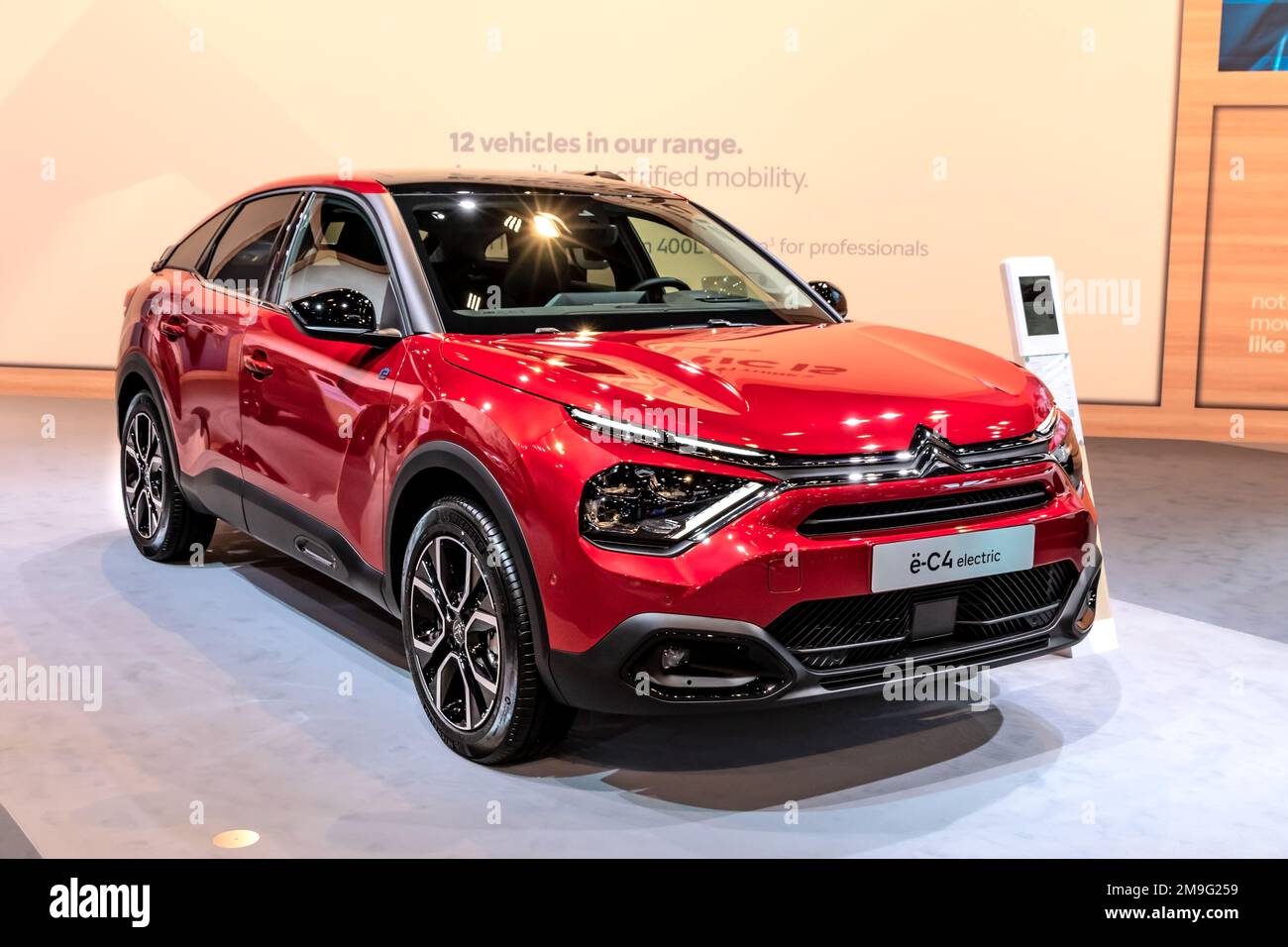 Side, Turkey – February 20 2022: red Citroën C4 Cactus is parking on the  street on a summer day against the backdrop of a park Stock Photo - Alamy