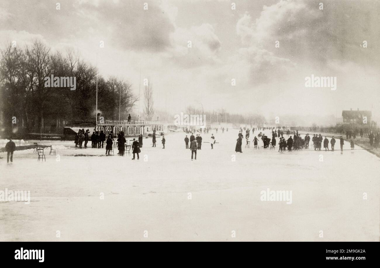 Vintage 19th c. photo - River Thames, Isis, frozen in Oxford, 1891 Stock Photo