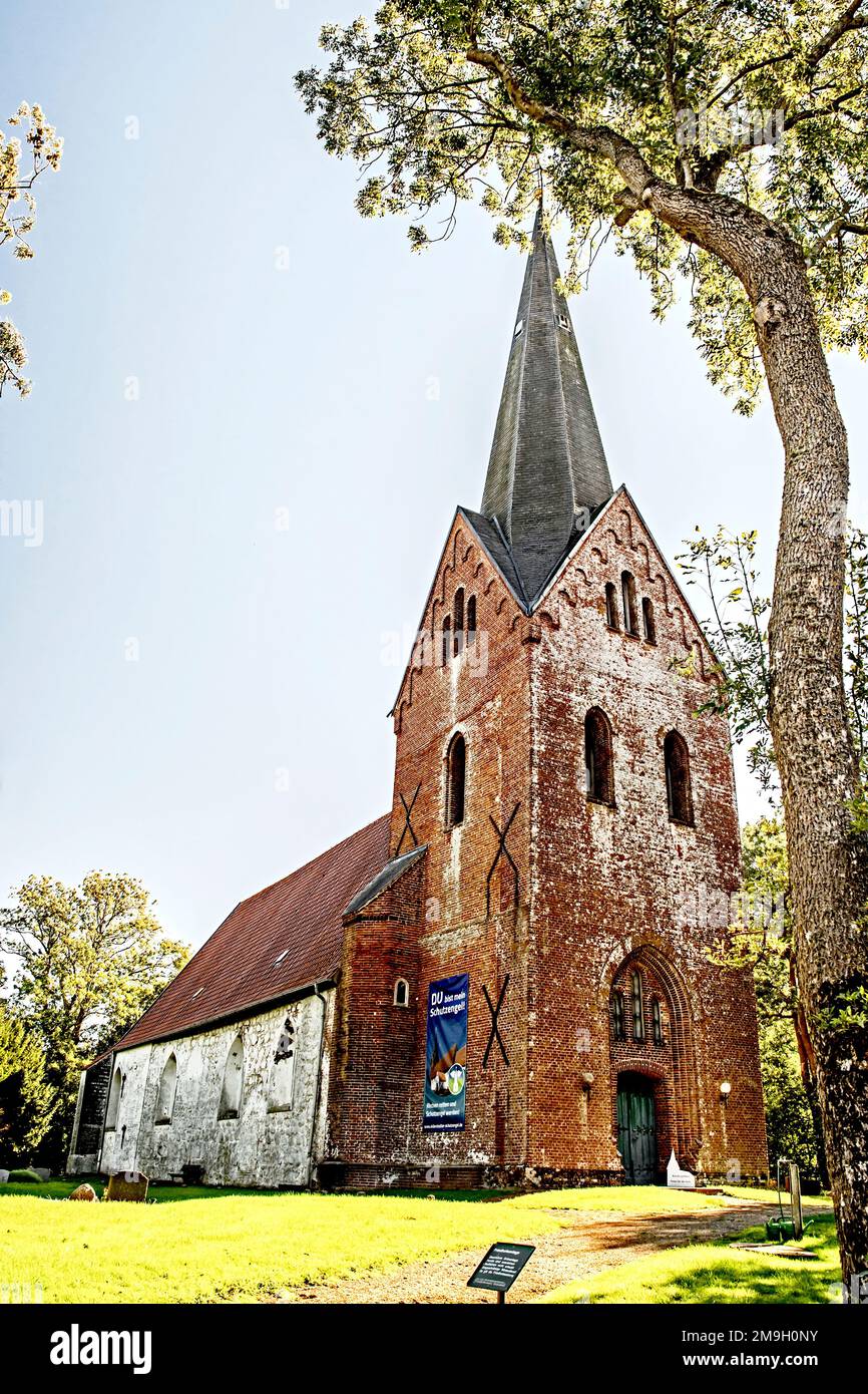 Kating (Germany, Eiderstedt): St. Laurentius-Kirche Stock Photo