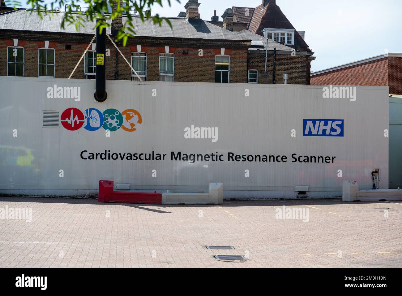 Chelsea, London, UK. 16th June, 2022. The Cardiovascular Magnetic Resonance Scanner at the Brompton Hospital in Chelsea. Patients go for heart scans called CMRIs if they have conditions such as Hypertrophic Cardiomyopathy in scanner. Credit: Maureen McLean/Alamy Stock Photo