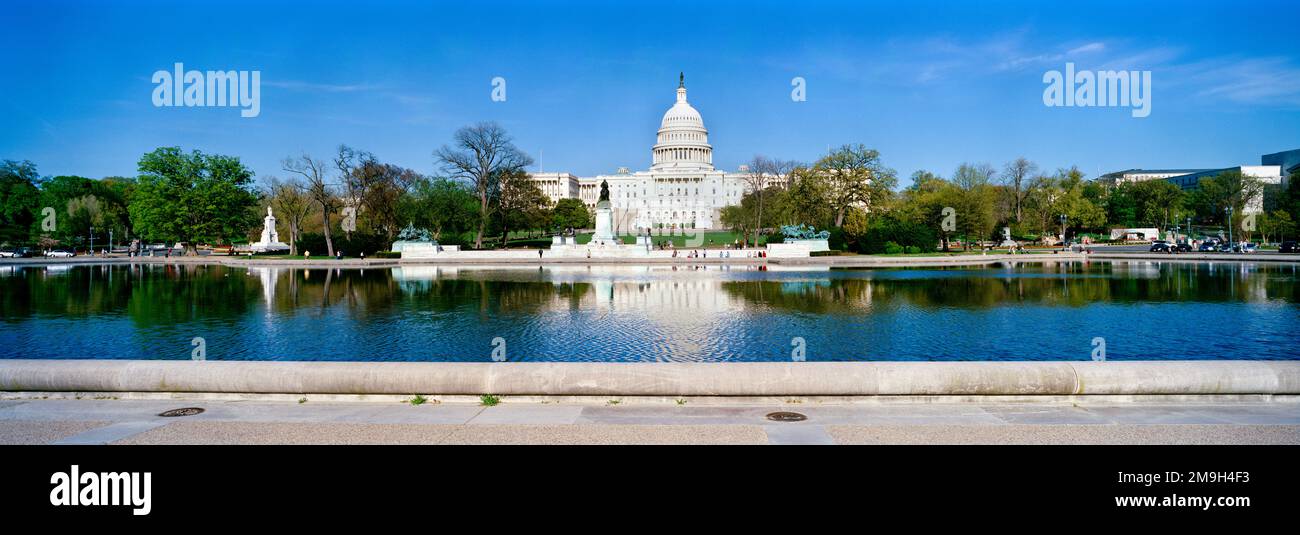 United States Capitol across pond, Washington DC, USA Stock Photo