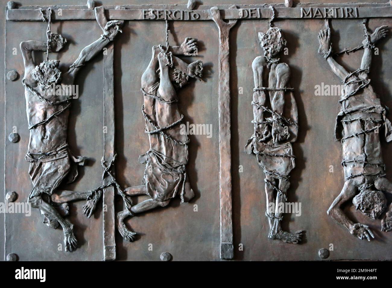 L'Armée des Martyrs. Porte Filarete (Antonio di Pietro Averlino. 1400-1469). Basilique Saint-Pierre. Cité du Vatican. Rome. Italie. Europe. / Army of Stock Photo