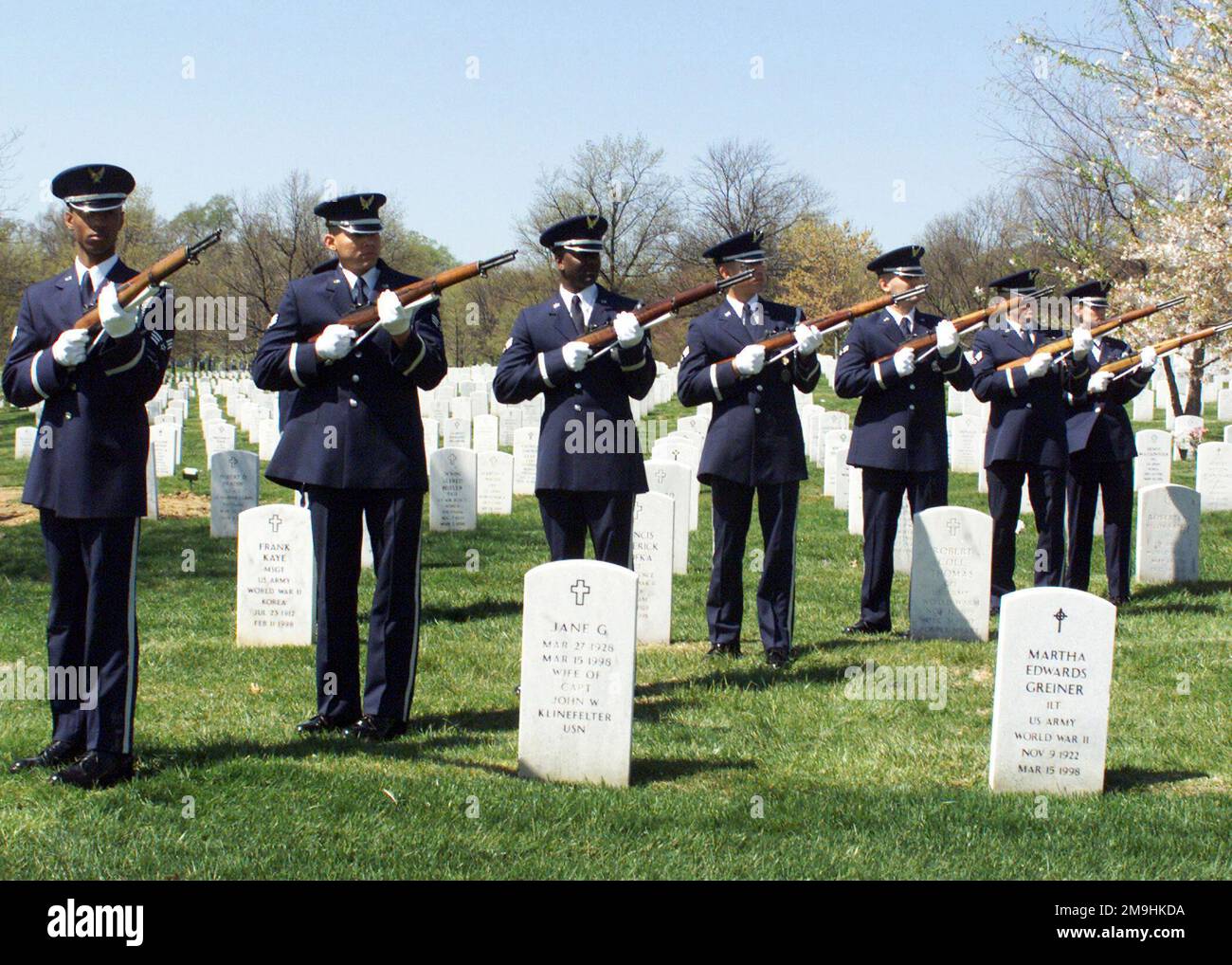 The US Air Force (USAF) Honor Guard fires a traditional 21 gun salute after escorting the remains of US Air Force (USAF) Major General (MGEN) Howard W. Cannon (RET), to the Arlington National Cemetery, where he is being buried with full military honors. MGEN Cannon was a former senator to the state of Nevada. Base: Arlington National Cemetery State: Virginia (VA) Country: United States Of America (USA) Stock Photo