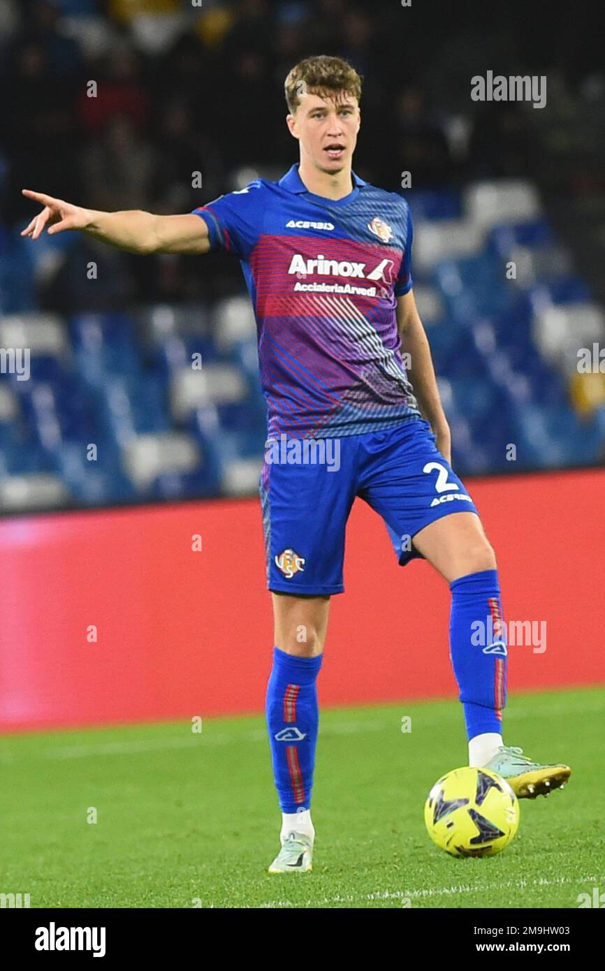 Napoli, Italy. 17th Jan, 2023. Jack Hendry of US Cremonese in action during the match Coppa Italia Freccia Rossa between SSC Napoli v USC Cremonese at Stadio Diego Armando Maradona on January, 17 2023 in Naples, italy (Photo by Agostino Gemito/Pacific Press/Sipa USA) Credit: Sipa USA/Alamy Live News Stock Photo
