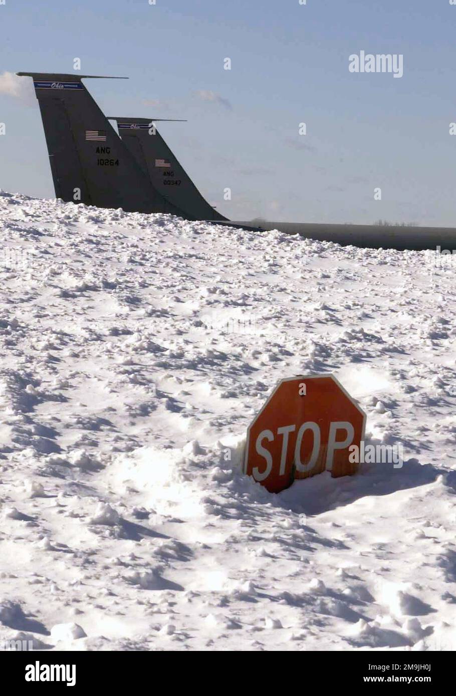 M msgt p a releasing hires stock photography and images Alamy