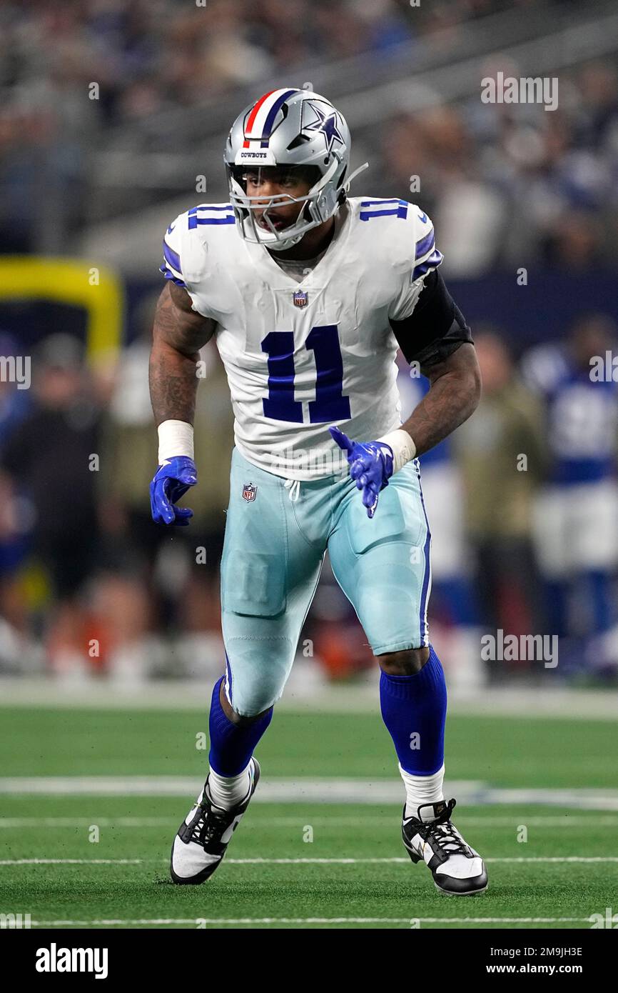 Dallas Cowboys linebacker Micah Parsons rushes against the Indianapolis  Colts during an NFL football game Sunday, Dec. 4, 2022, in Arlington,  Texas. (AP Photo/Tony Gutierrez Stock Photo - Alamy