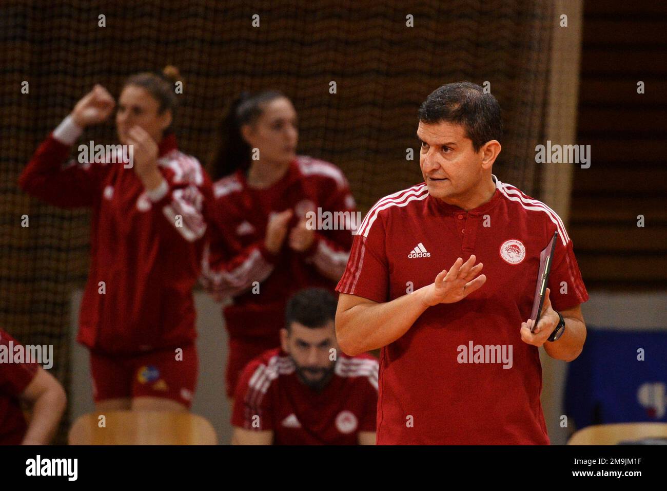 Brno, Czech Republic. 18th Jan, 2023. Lorenzo Micelli, coach of Olympiakos,  reacts during the women volleyball CEV Cup match KP Brno vs Olympiakos  Pireus in Brno, Czech Republic, January 18, 2023. Credit: