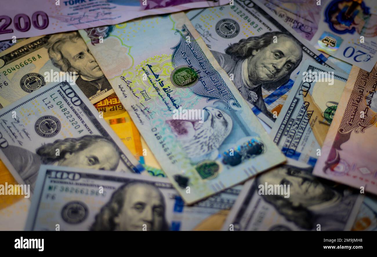 Dollar sign and euro hi-res stock photography and images - Page 6 - Alamy