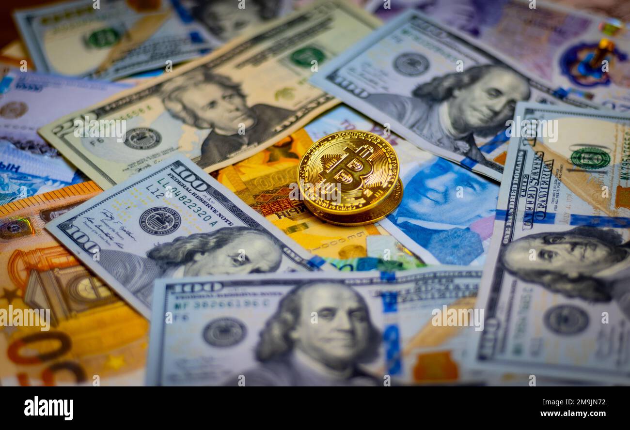 Bitcoin banknotes hi-res stock photography and images - Page 8 - Alamy
