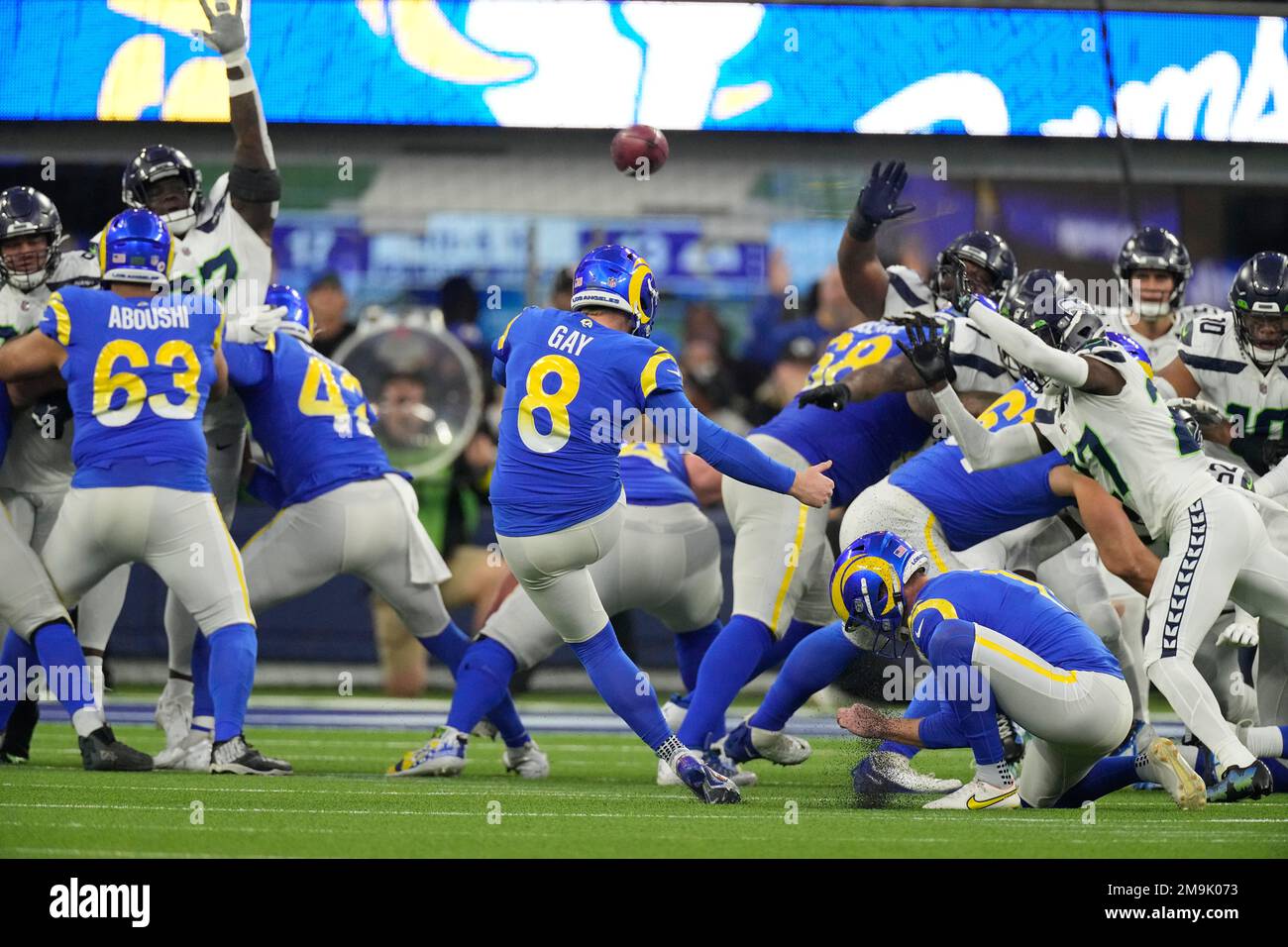 Los Angeles Rams place kicker Matt Gay (8) makes a 32-yard field goal ...