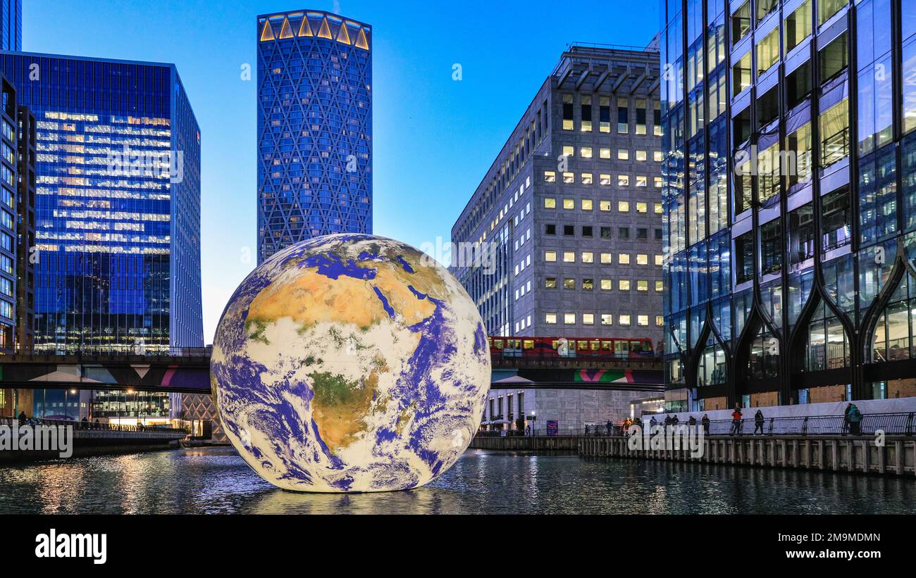 London, UK. 18th Jan, 2023. Floating Earth by Luke Jerram, located in