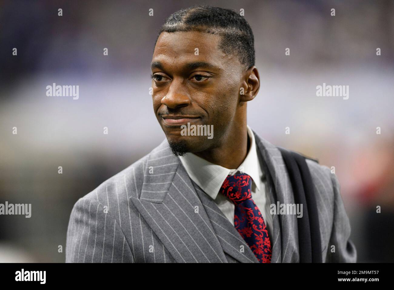 Monday Night Football's Robert Griffin III on the sidelines before an NFL  football game between the Indianapolis Colts and Pittsburgh Steelers, Monday,  Nov. 28, 2022, in Indianapolis. (AP Photo/Zach Bolinger Stock Photo 