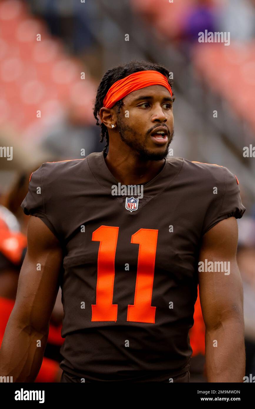 Cleveland Browns wide receiver Donovan Peoples-Jones (11) warms up prior to  the start of an NFL football game against the Tampa Bay Buccaneers, Sunday,  Nov. 27, 2022, in Cleveland. (AP Photo/Kirk Irwin