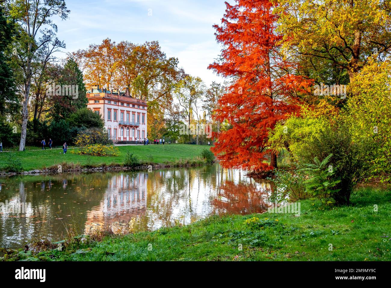 schoenbusch-park-hi-res-stock-photography-and-images-alamy