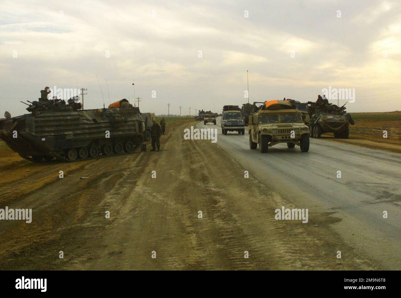 030404-M-5753Q-063. Subject Operation/Series: IRAQI FREEDOM Base: Az Zubayr Country: Iraq (IRQ) Scene Major Command Shown: 7th Marines Stock Photo