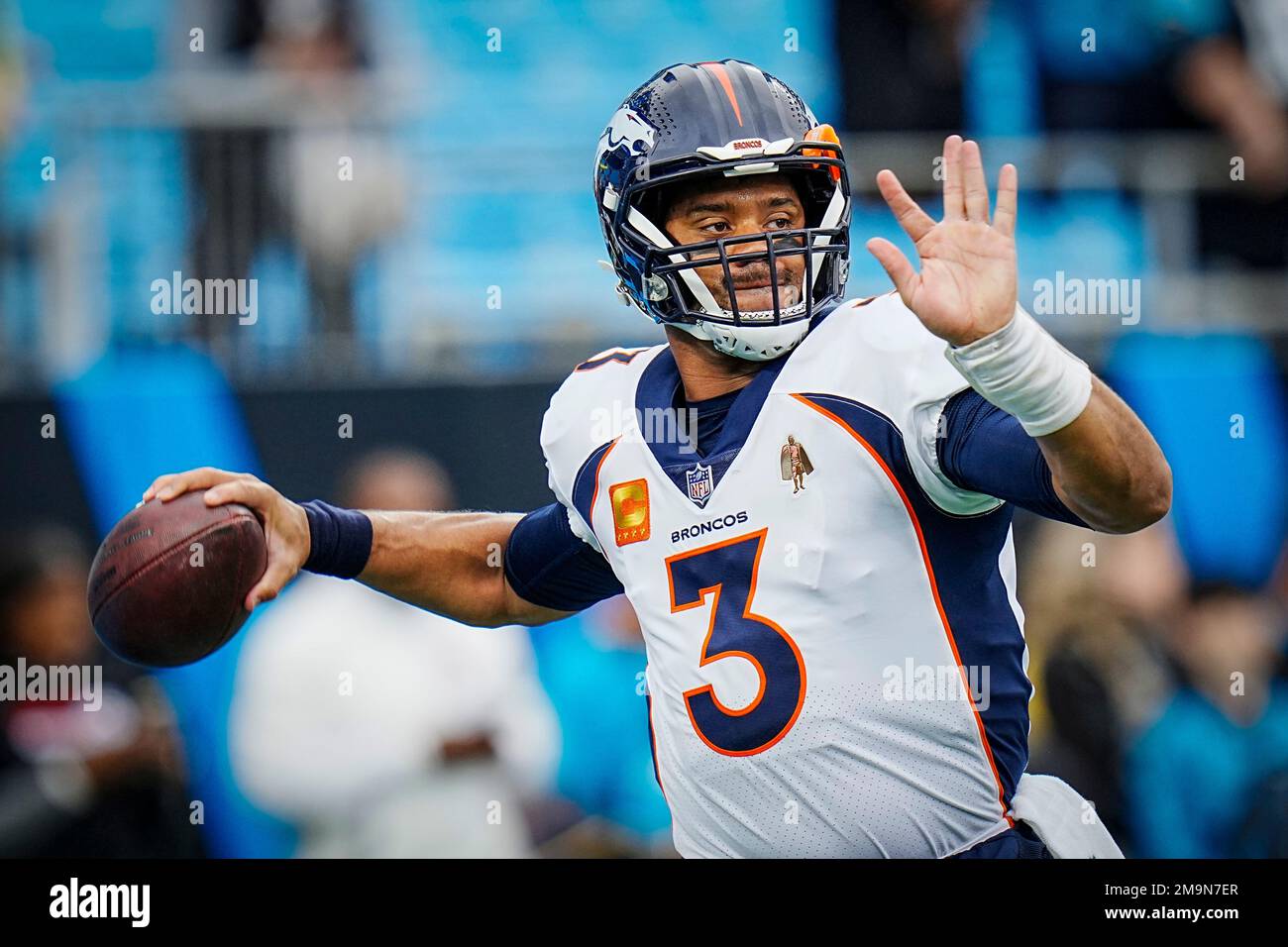 Denver Broncos quarterback Russell Wilson warms up before an NFL ...