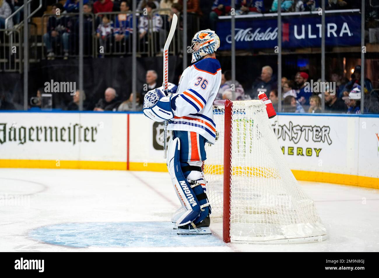 Edmonton Oilers goaltender Jack Campbell (36) guards his net during the  second period of an NHL hockey game against the Los Angeles Kings Monday,  Jan. 9, 2023, in Los Angeles. (AP Photo/Jae