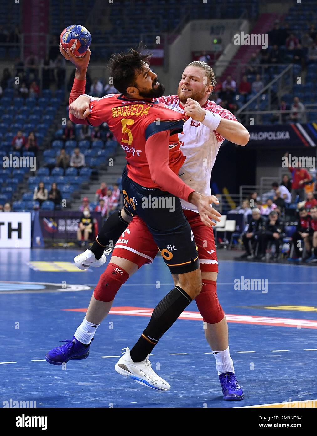 Cracow, Poland. 18th Jan, 2023. Maciej Gebala Jorge Maqueda Peno during IHF Men's World Championship match between Poland and Spain on January 18, 2023 in Cracow, Poland. (Photo by PressFocus/Sipa USA) Credit: Sipa USA/Alamy Live News Stock Photo
